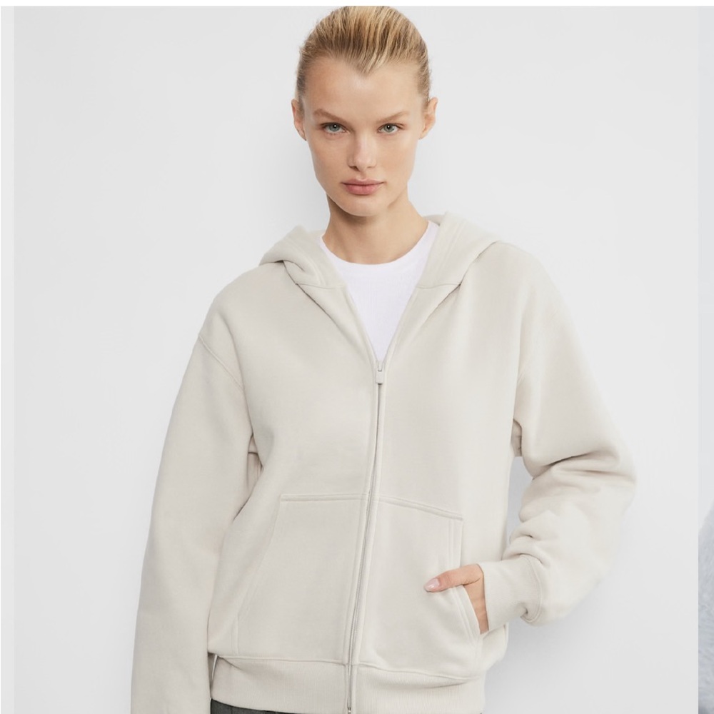 Aritiza Cozy Sweatfleece Perfect Zip Hoodie in Matte Pearl